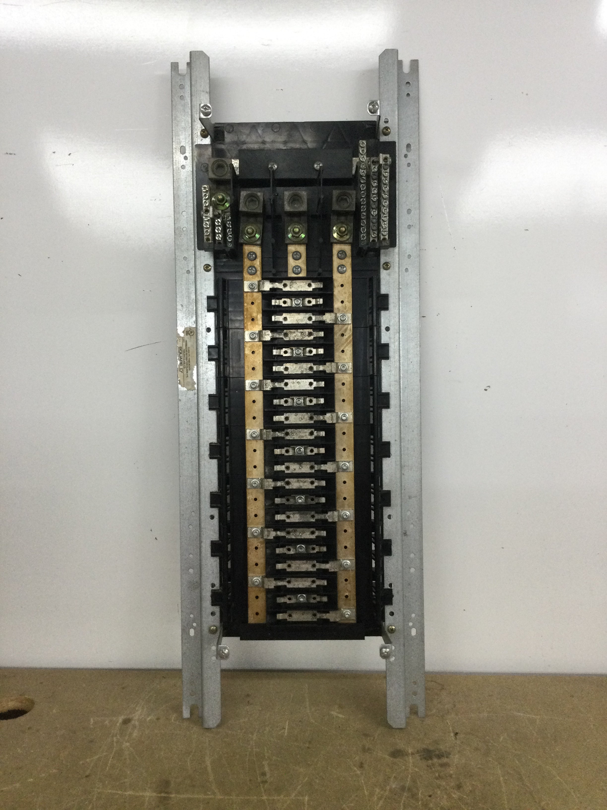Mlo Panel Connection Example Square D NQ442 Series MLO Panel 21/42 Spaces 400 Amp 3 Phase Guts Only