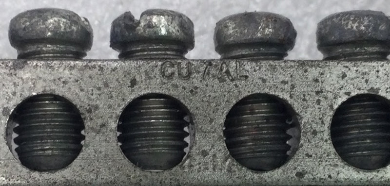 Ilsco NA-70S 20 Position 4-14 AWG Grounding Bar w/Lug 7" x 1 1/8"