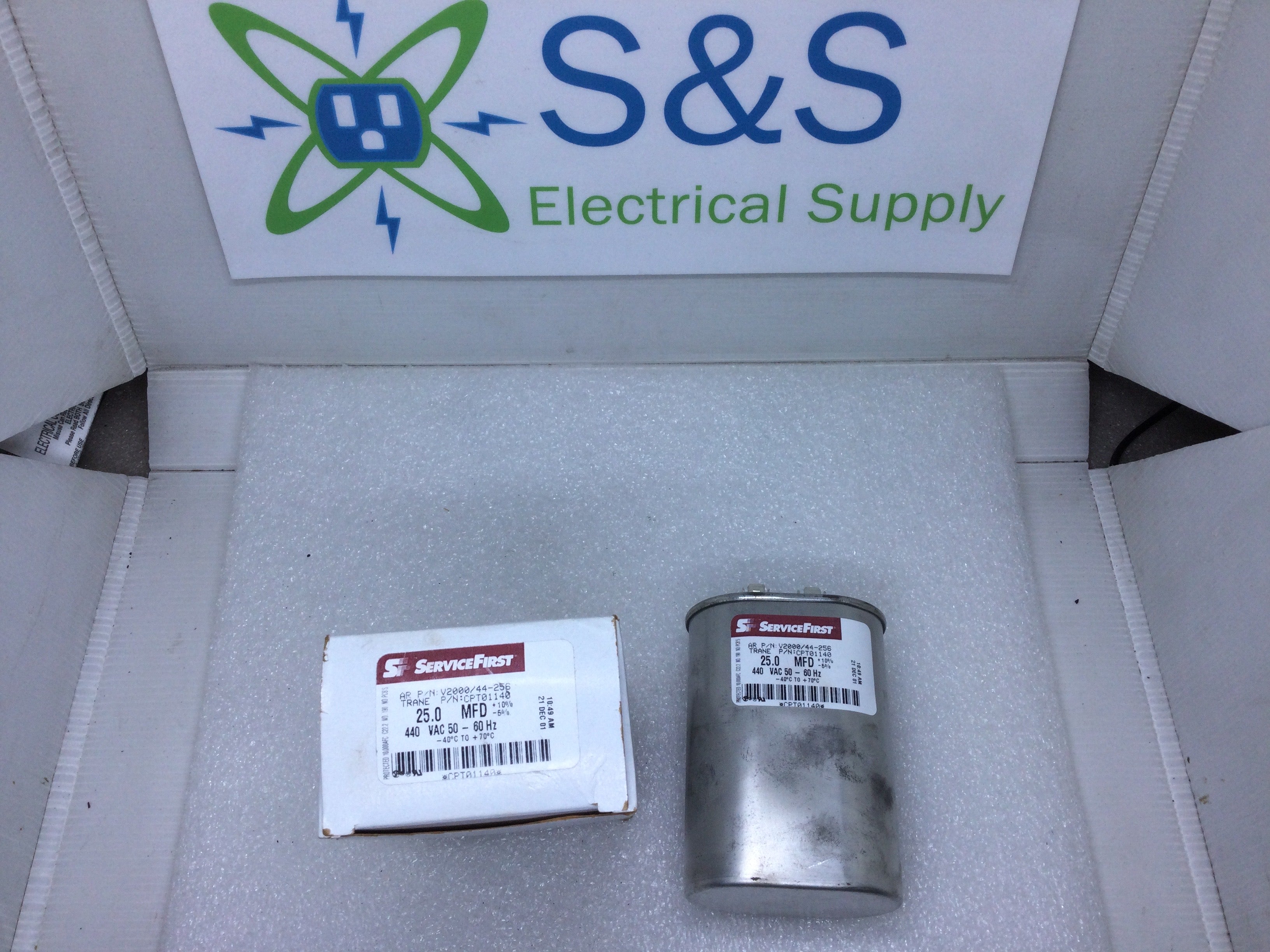 Service First/Trane CPT01140 Capacitor 440VAC 50-60Hz 25.0 MFD
