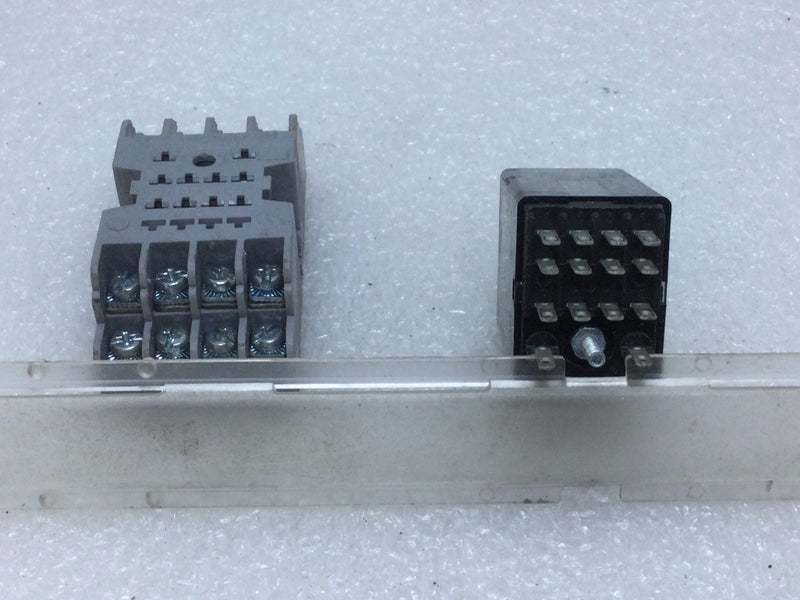 Potter & Brumfield KHAU-17A11-24 Relay Socket 24V 50/6-Hz 1/10Hp 5 Amp 120VAC 42VA 28VDC
