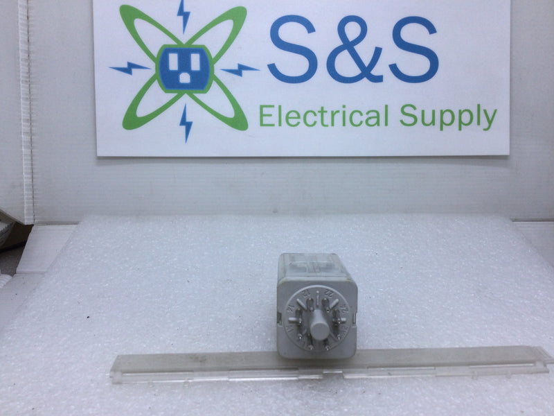 Allen-Bradley 700-HA32A24 24 Pilot Duty Relay VDC Ser. 2 10 Amp 120/240VAC 50/60Hz