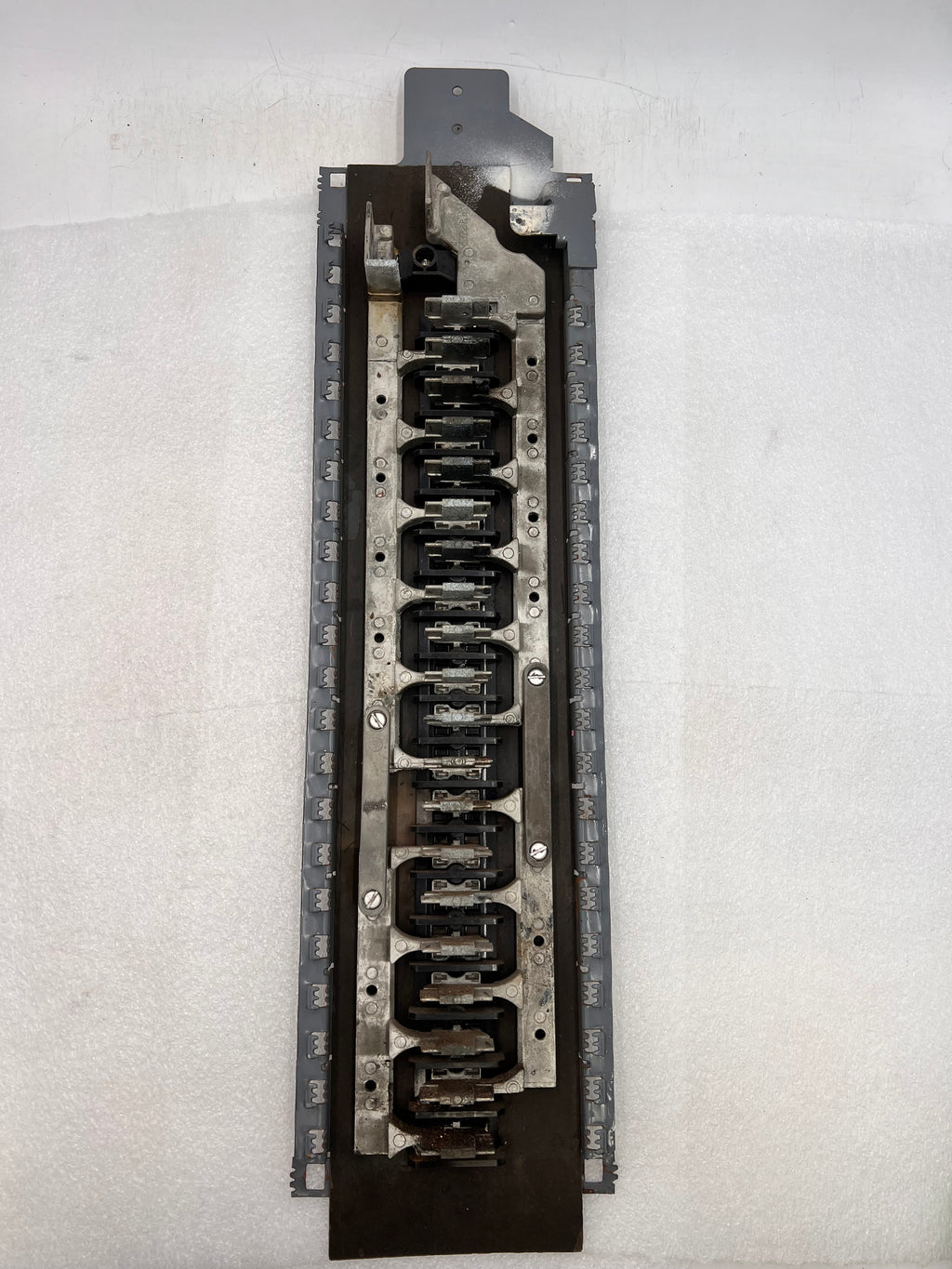 Challenger Panel Challenger Panel Guts 200A Main Breaker 20/40 Space Split Buss