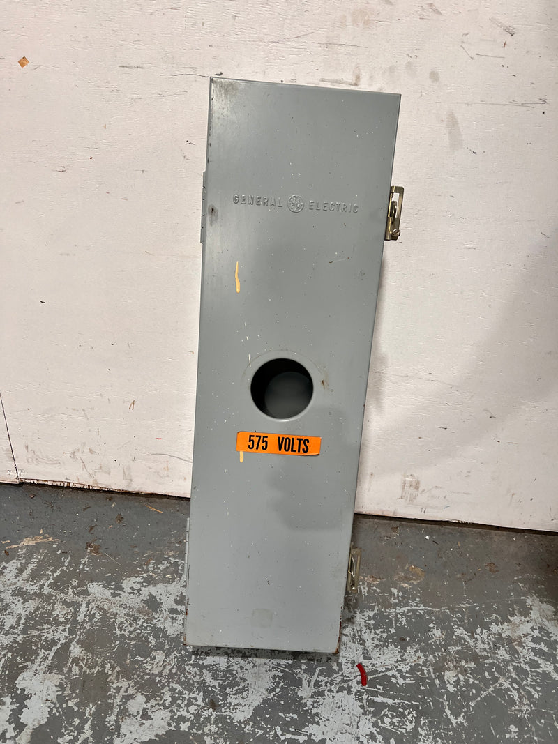 GE Circuit Breaker Enclosure TF225J with Knockouts 225 Amp 600v Max Type 1