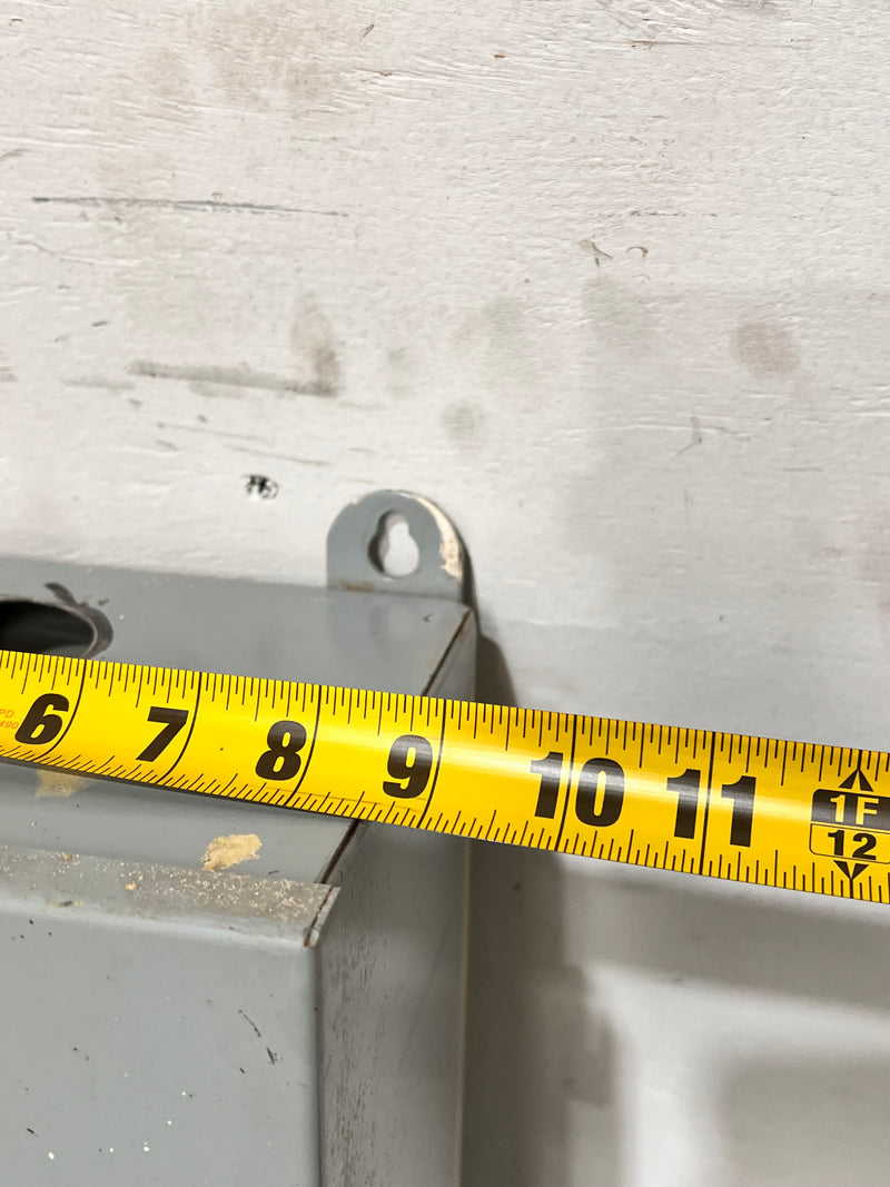 GE Circuit Breaker Enclosure TF225J with Knockouts 225 Amp 600v Max Type 1