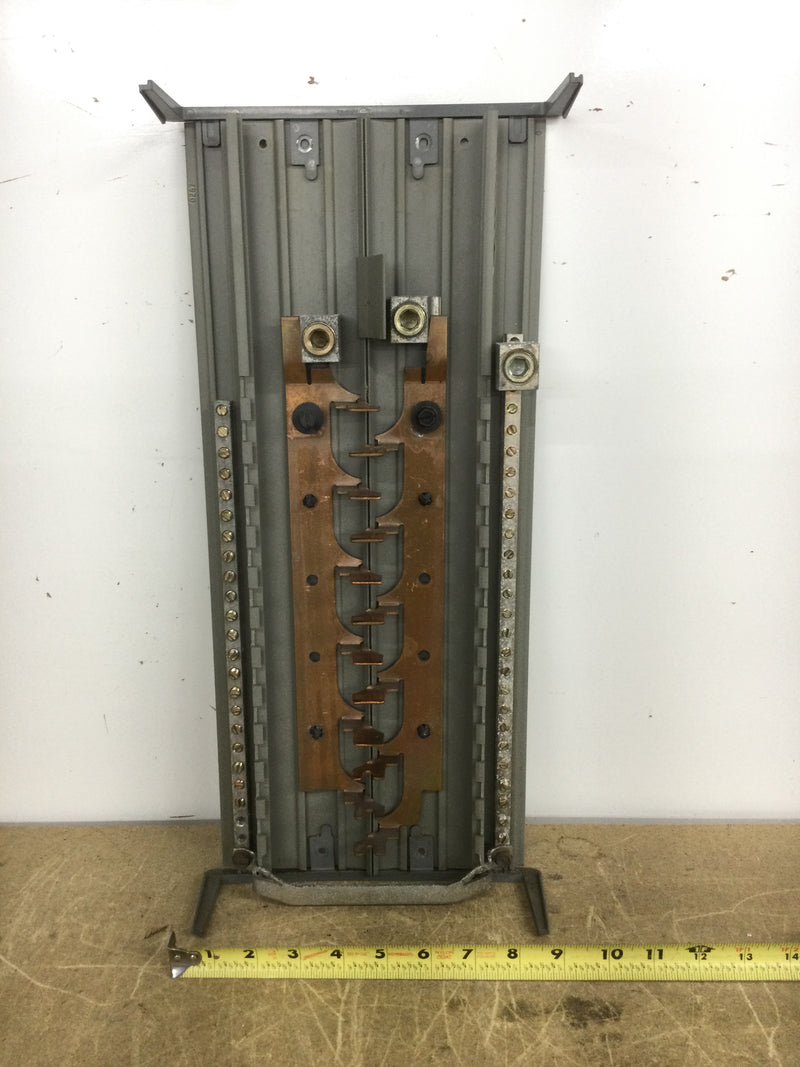 Siemens 12 Space/32 Circuit 200A 120/240VAC Main Load Center Copper Buss Guts Only 9" X 19"