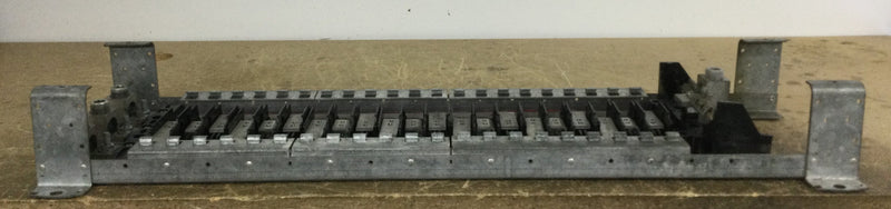 GE General Electric 225 Amp 3 Phase Main Lug Panelboard 42 Circuit 480Y/277 VAC Guts Only 8" X 30.5"