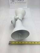 Quorum International 690-2-6 Fort Worth 2 Light 10 Inch White Flood Light for 150 Watt Par38/R40 Lamps