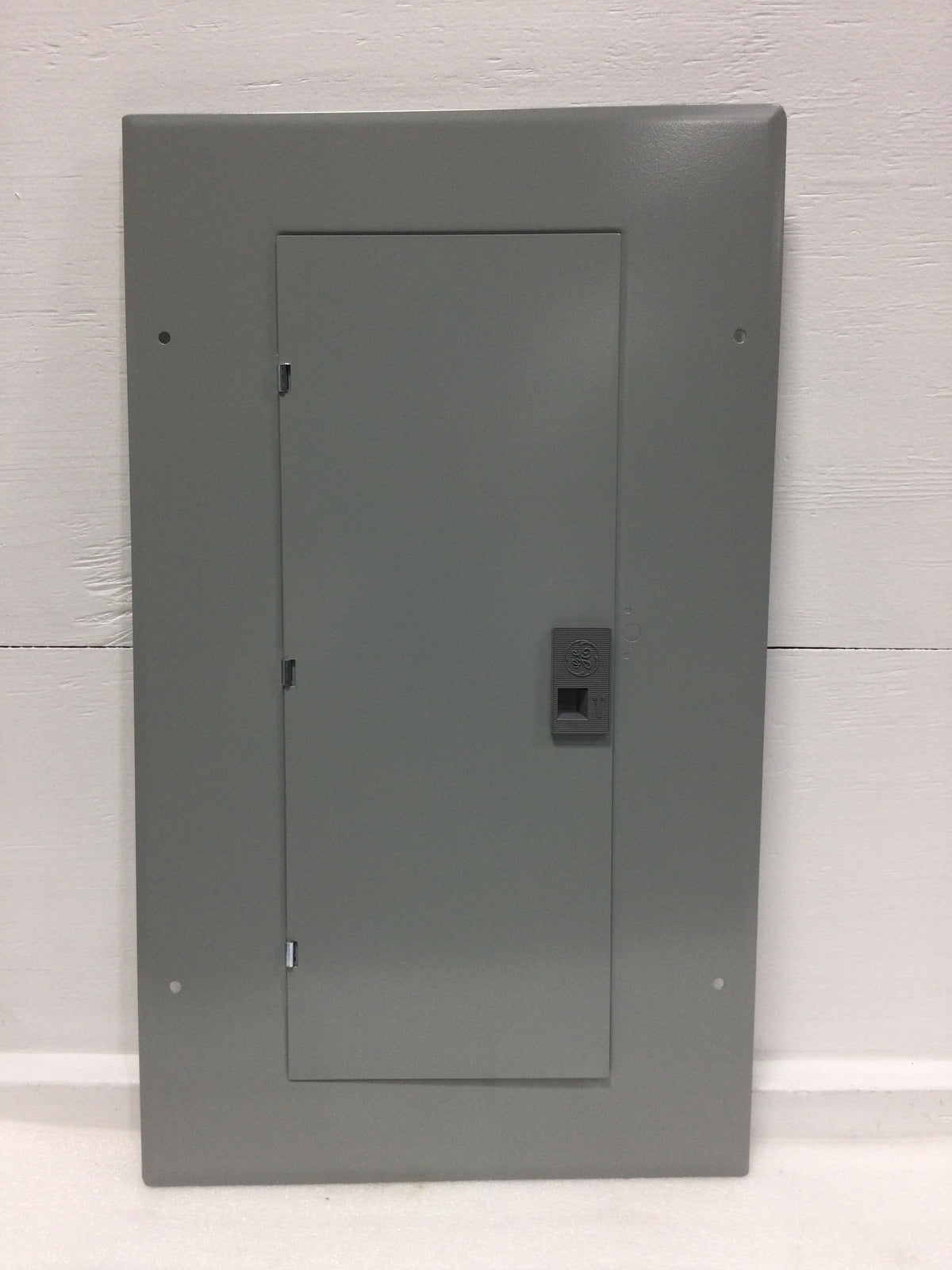General Electric TLM2412 200 Amp 24 Space Panel Door w/Main 26 1/8