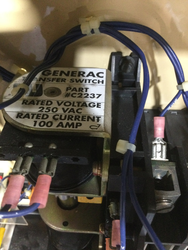 Generac 0E7969 Guardian 12 Circuit 100 Amp 120/240V Transfer Switch/Load Center