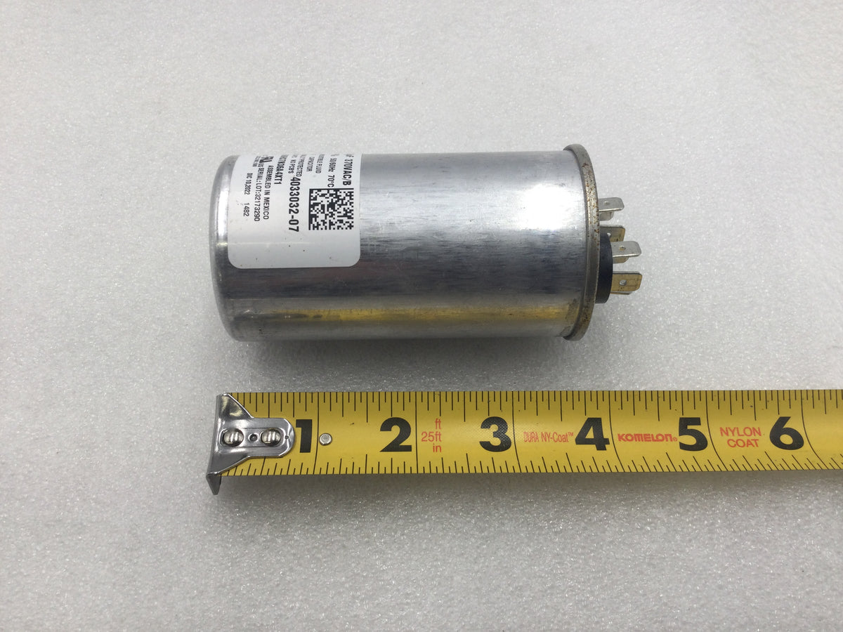 CSC 4033032-07 55.0uf +/-6% 370 VAC Motor Run Capacitor (325P556H37N36