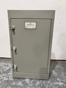 Eaton AQB-A101 8 Circuit 3 Phase Power Distribution Panel 225A 20"x7"x34.75"