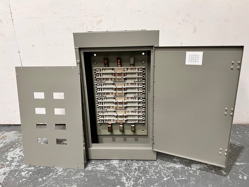 Eaton AQB-A101 8 Circuit 3 Phase Power Distribution Panel 225A 20"x7"x34.75"