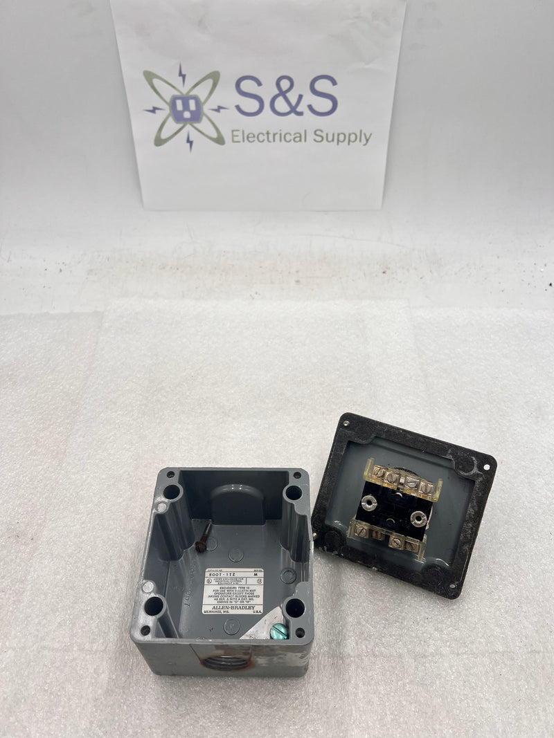 Allen-Bradley 800T-ITZ Push Button Enclosure with 800T-H17 2 Position Selector Switch 600V NEMA 4,13 Series T
