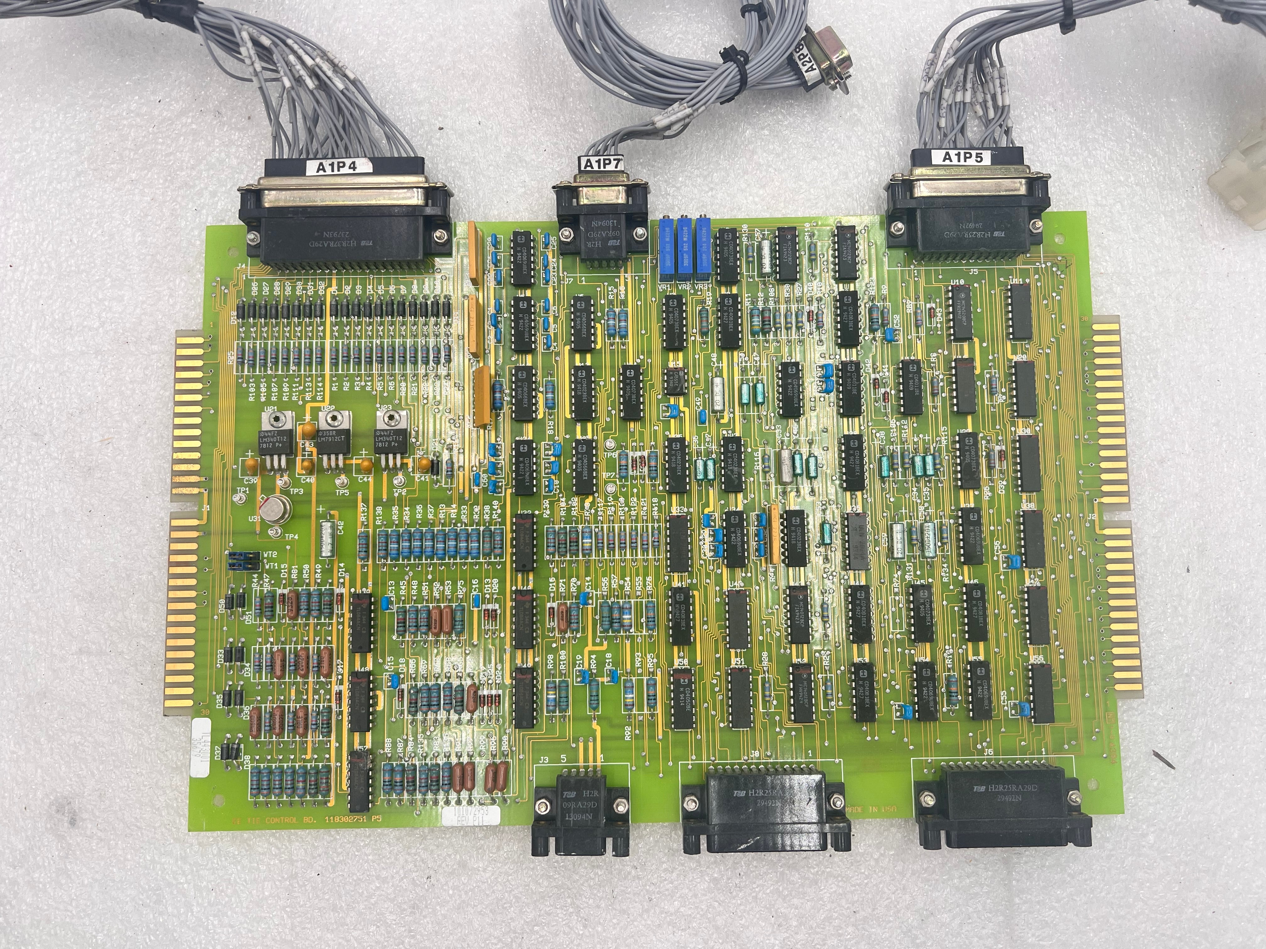 Exide 118302751 P5 EE Hot Tie Interface Board 101072953 P11
