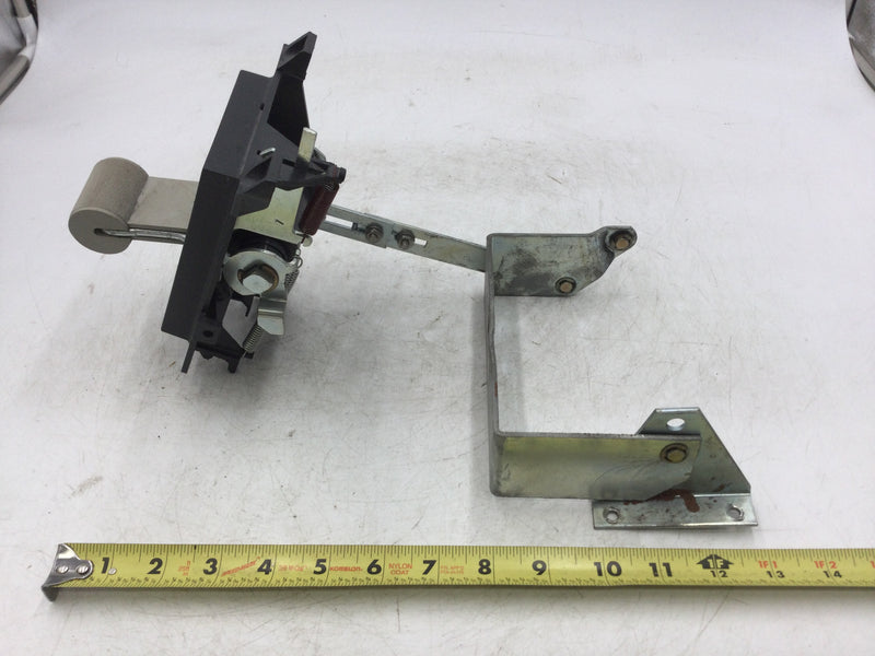 Westinghouse 2100 MCC ON/OFF Switch Handle with Double Breaker Linkage