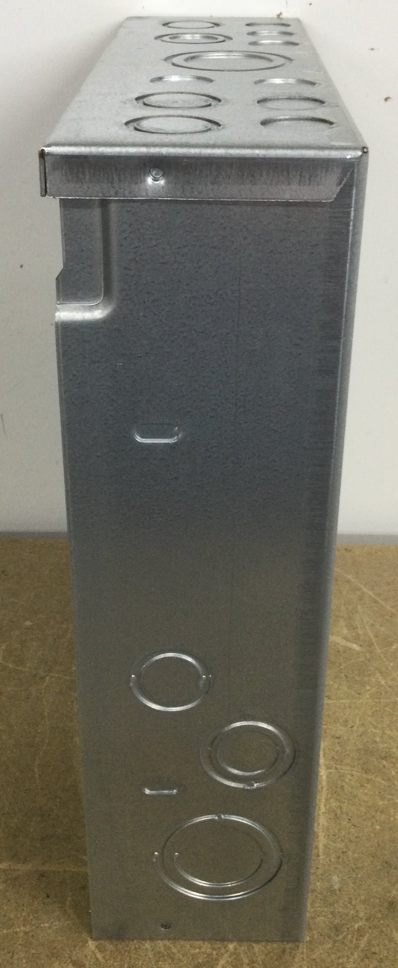 Eaton BR612L125FDGP BR 125 Amp 6-Space 12-Circuit Indoor Main Lug Flush Door