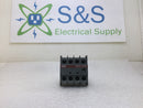 ABB CA5-22E Auxiliary Contact Block 16 Amp 230-690 VAC 4-Pole 2NO/2NC Top Mount