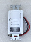 Hubbell LightHawk LHMTS1-N-WH PIR/Ultrasonic 1-Button Wall Switch Occupancy Sensor 120/277 VAC Single Gang in White