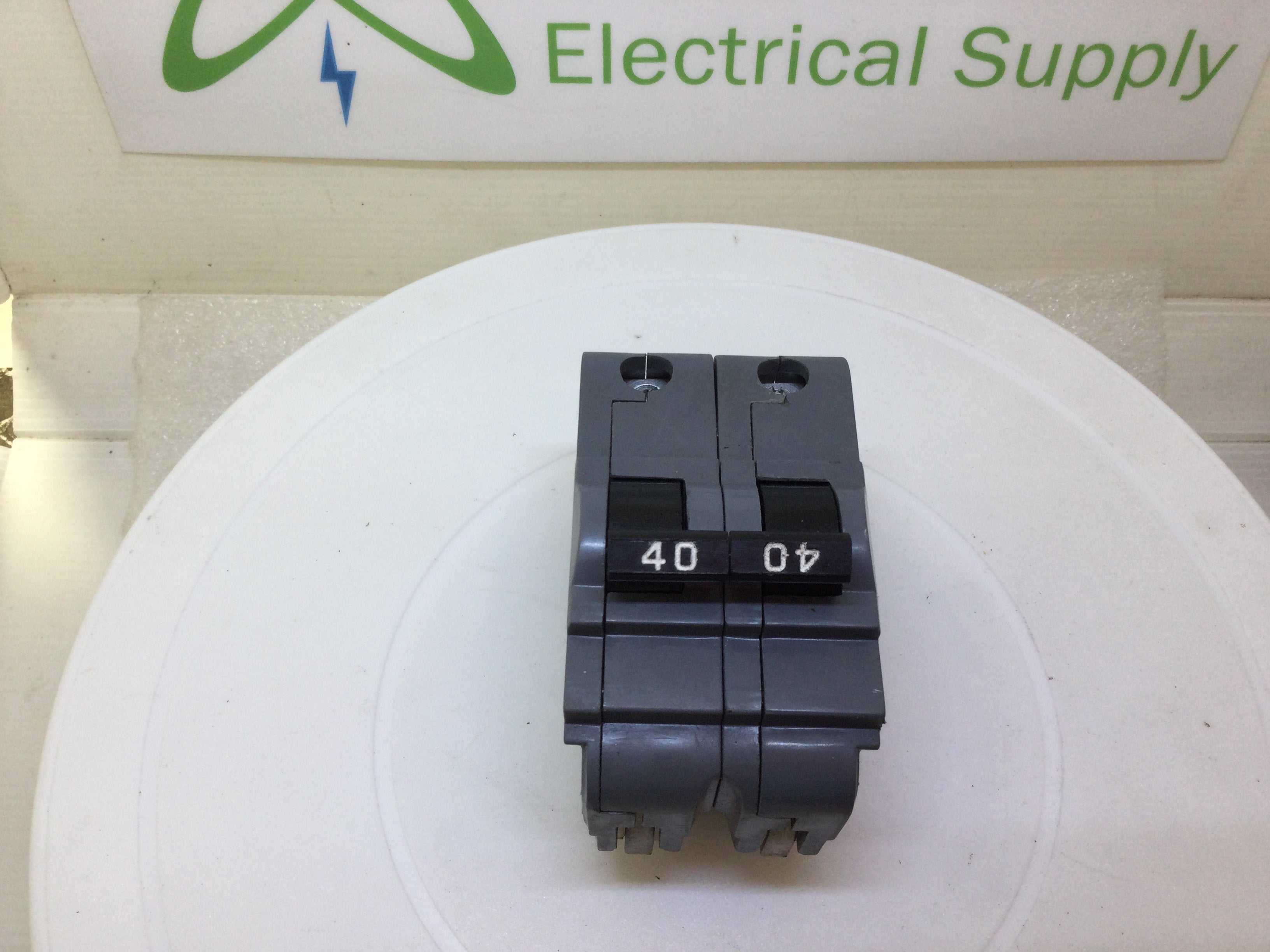 FPE/UB Inc UBIF-240N/NA240 40 Amp 2 Pole 120/240V Thick Breaker - Cosm