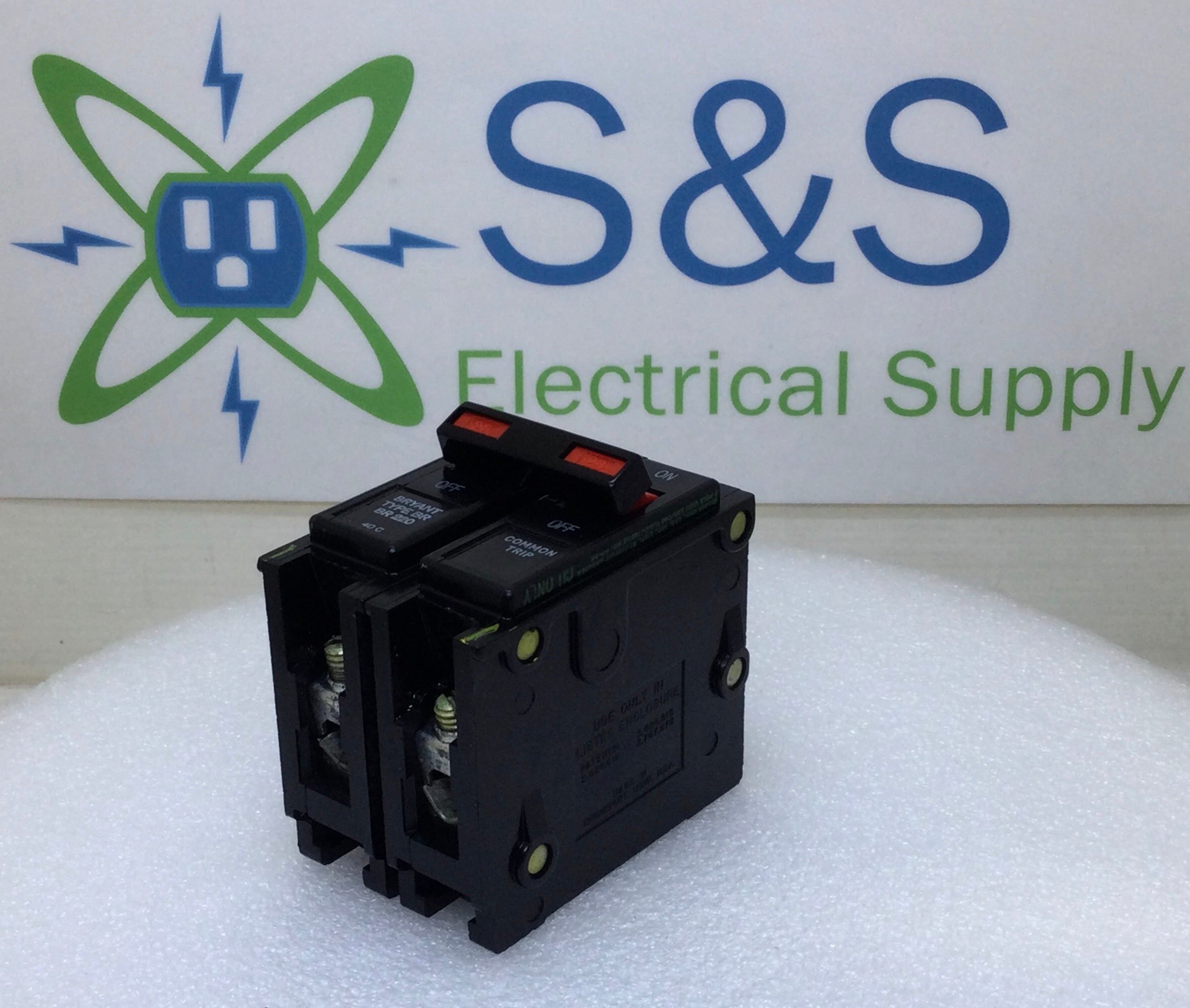 Bryant BR220 20 Amp 2 Pole 120/240V Type BR Circuit Breaker - Cosmetic