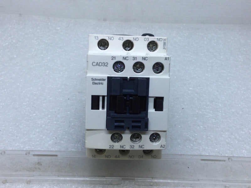 Schneider Electric CAD32 Control Relay 10 Amp 690V 50/60Hz