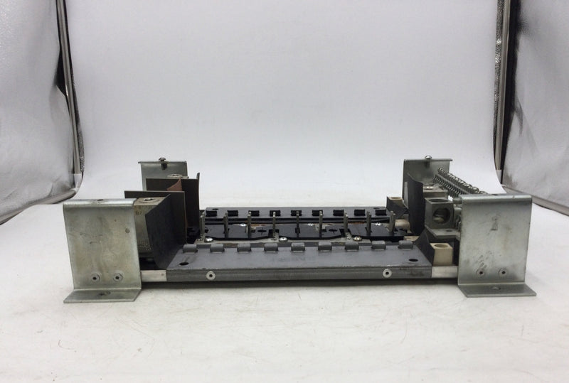 Bryant 9 Space/18 Circuit 3 Phase 400 Amp Main Load Center Guts Only 11" X 15"