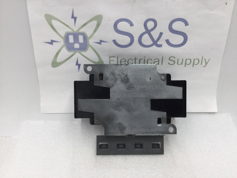 Bryant 4 Space/8 Circuit 120/240 VAC Load Center Guts Only 6" X 5"