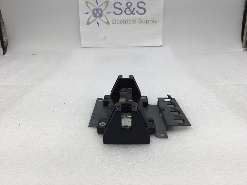 Bryant 4 Space/8 Circuit 120/240 VAC Load Center Guts Only 6" X 5"