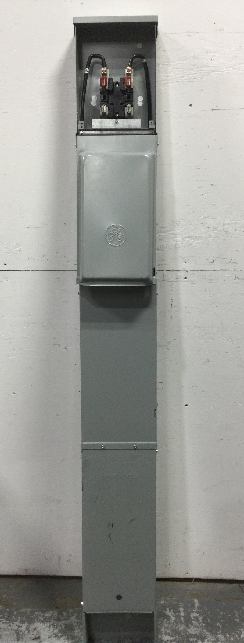 GE General Electric GE1LM532ES MOD. 2 RV Earth Burial Pedestal with 100 Amp and 50 AMP and 30 Amp RV Receptacles and a 20 Amp GFCI Receptacles