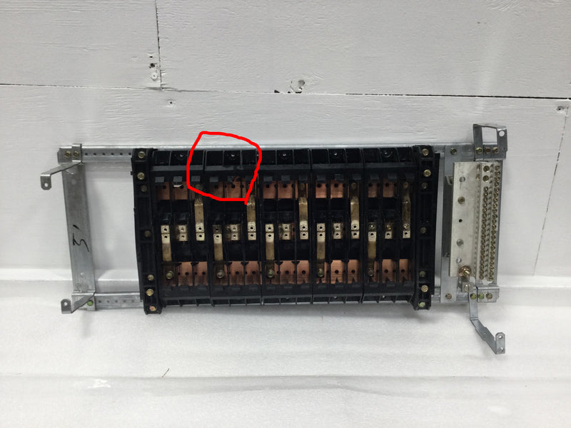 GE General Electric THQB Series 225 Amp 3 Phase 30 Space Main Lug Load Center Guts Only 10" X 26"