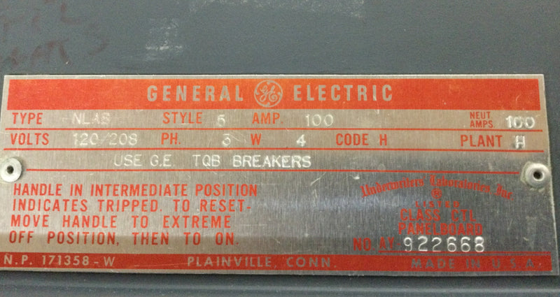 General Electric 100 Amp 9 Space/18 Circuit 120/208 VAC 3 Phase 4 Wire Panelboard Enclosure Type NLAB Dead Front 14" X 28"