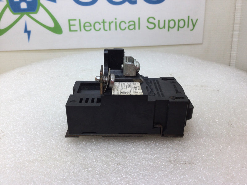 Pushmatic P115/31115 15 Amp 1 Pole 120/240V Circuit Breaker - Cosmetic Flaw