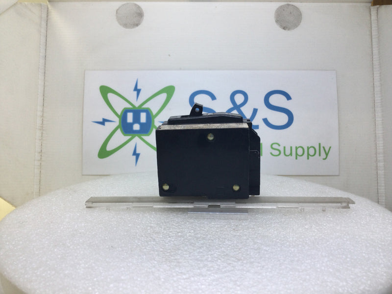 Square D QO1201021 20 Amp 1 Pole 120/240V Breaker w/ Shunt Trip