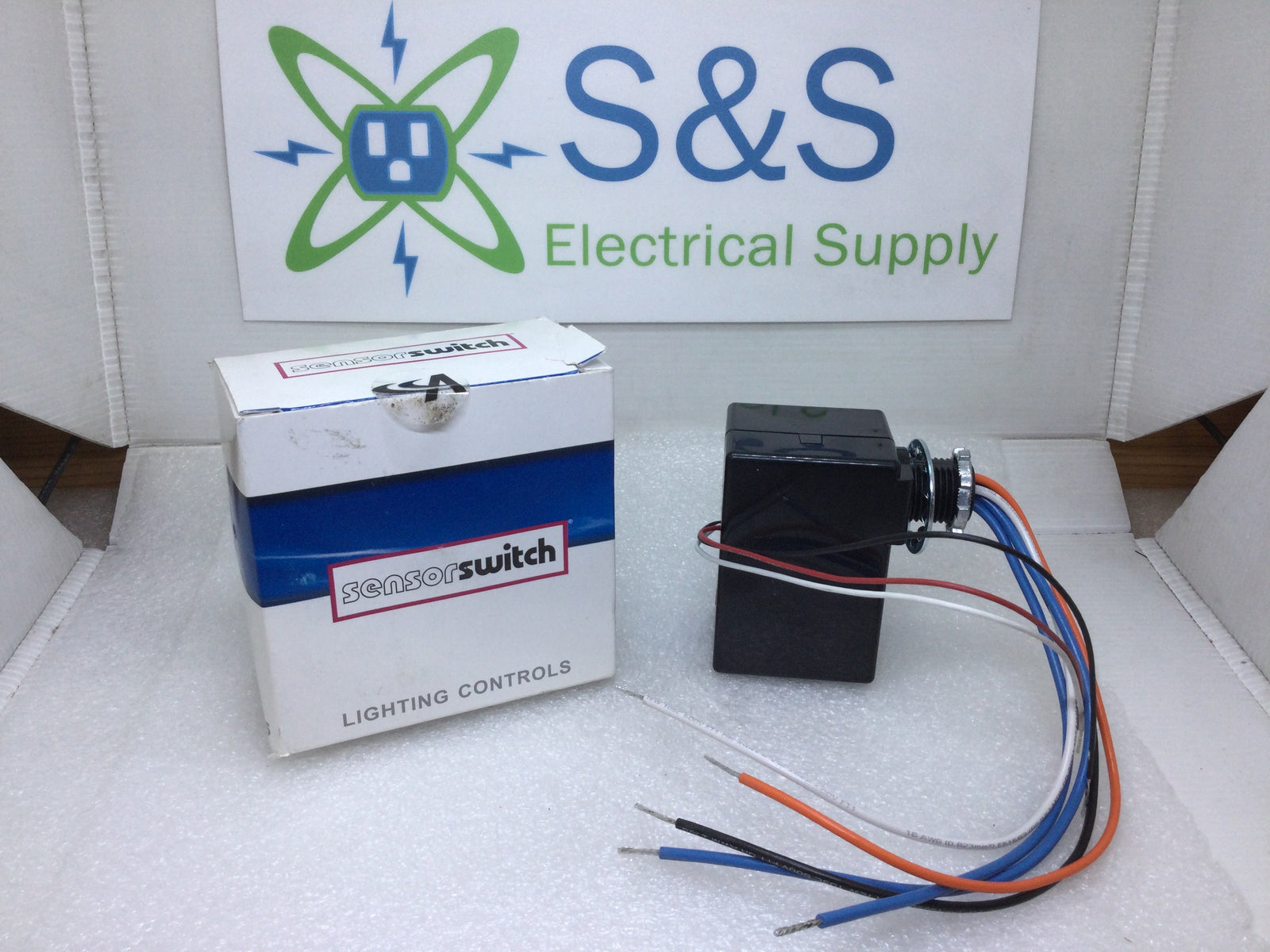 Accuity Sensor Switch Acuity Controls PP20 Sensor Switch Enclosed Energy Management Equipmen