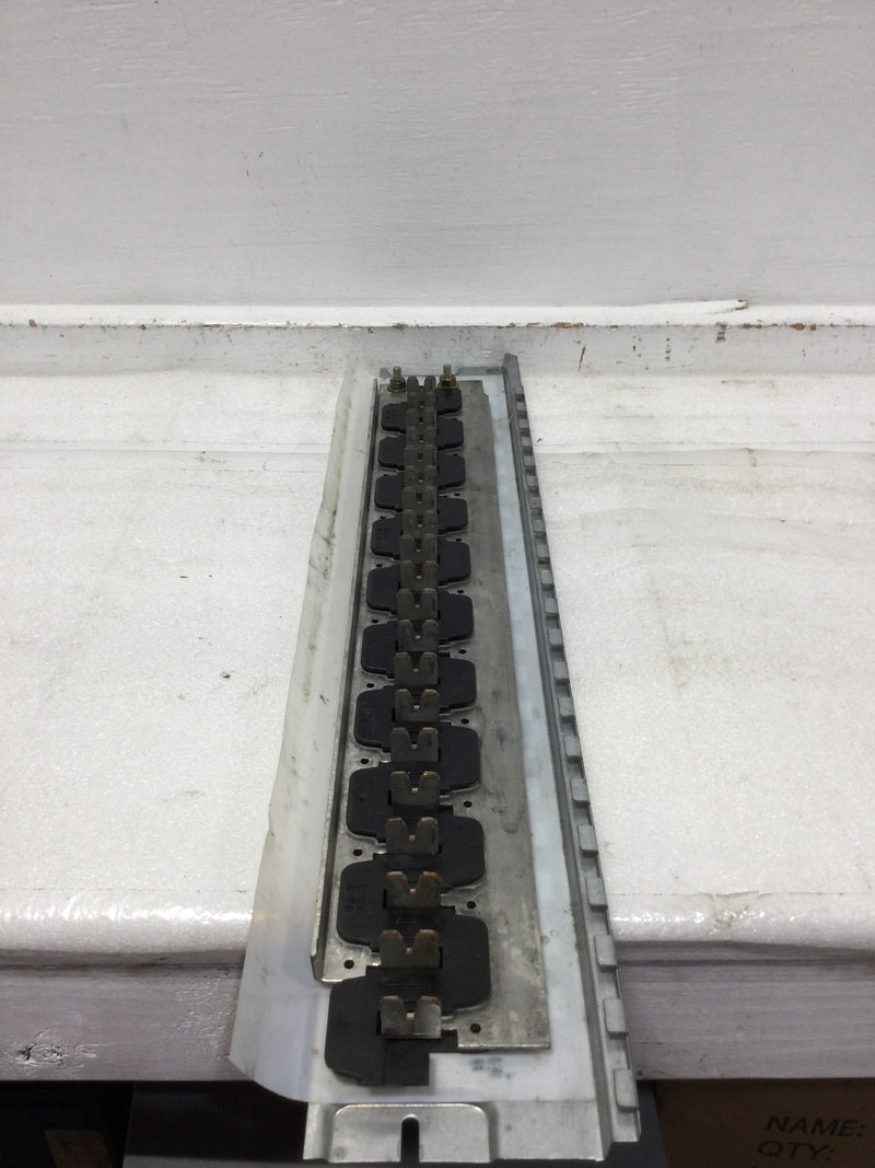 Challenger 200 Amp 40 Space 120/240 VAC Buss Bar/Guts Only 4" X 23.5"