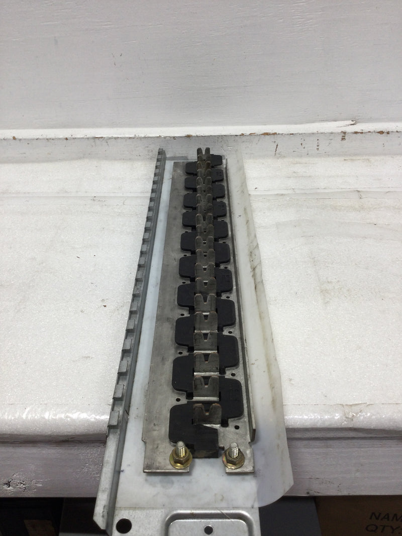 Challenger 200 Amp 40 Space 120/240 VAC Buss Bar/Guts Only 4" X 23.5"