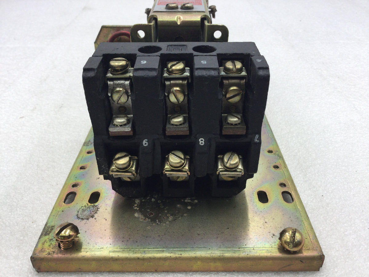 Square D 8903-M0-11-B 3 Pole 30 Amp Lighting Contactor Class 8903 Type