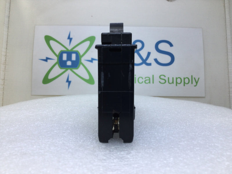 Square D/Homeline HOM120GFI 20 Amp 1 Pole 120V Circuit Breaker