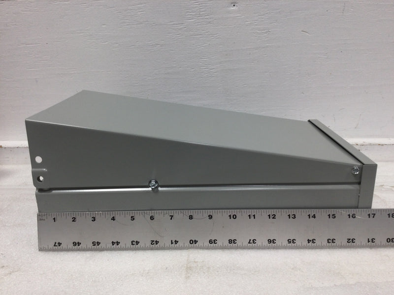 Eaton CHU2G2GKGS 125 Amp 1 Phase 3W 120/240V Surface Mount Power Outlet Panel