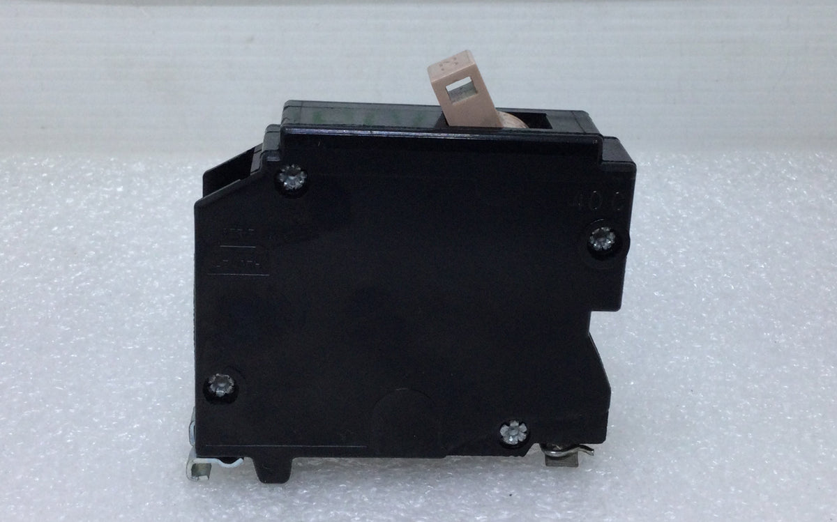 thumbnail image 2 of Cutler-Hammer CH120 20 Amp 1-Pole 120V Circuit Breaker – Metal Foot, Full Notch, Used 2 of 5
