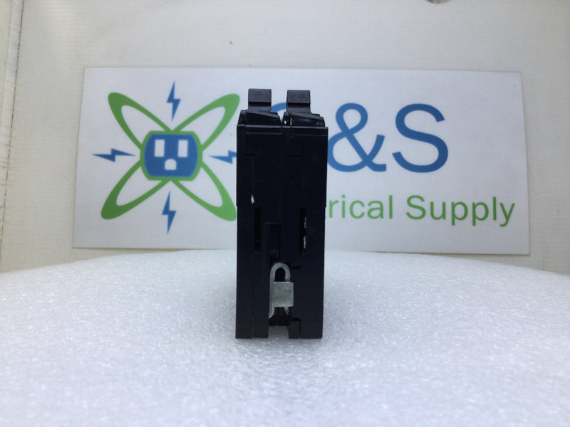 Crouse Hinds MP2020 20 Amp 1 Pole 120/240V Circuit Breaker