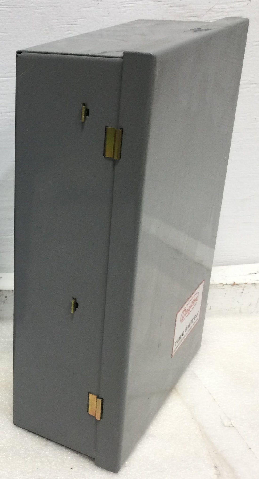 Dayton 2E214A 7 Day Dial Time Switch - with set of 3 INTERMATIC 156T19