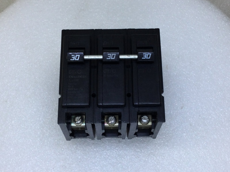 Challenger C330 30 Amp 3 Pole 240V Circuit Breaker- Missing Handle Tie