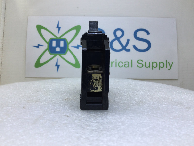 FPE Federal Pacific NQ112015 15 Amp 1 Pole 120/240V Breaker - Cosmetic Flaw