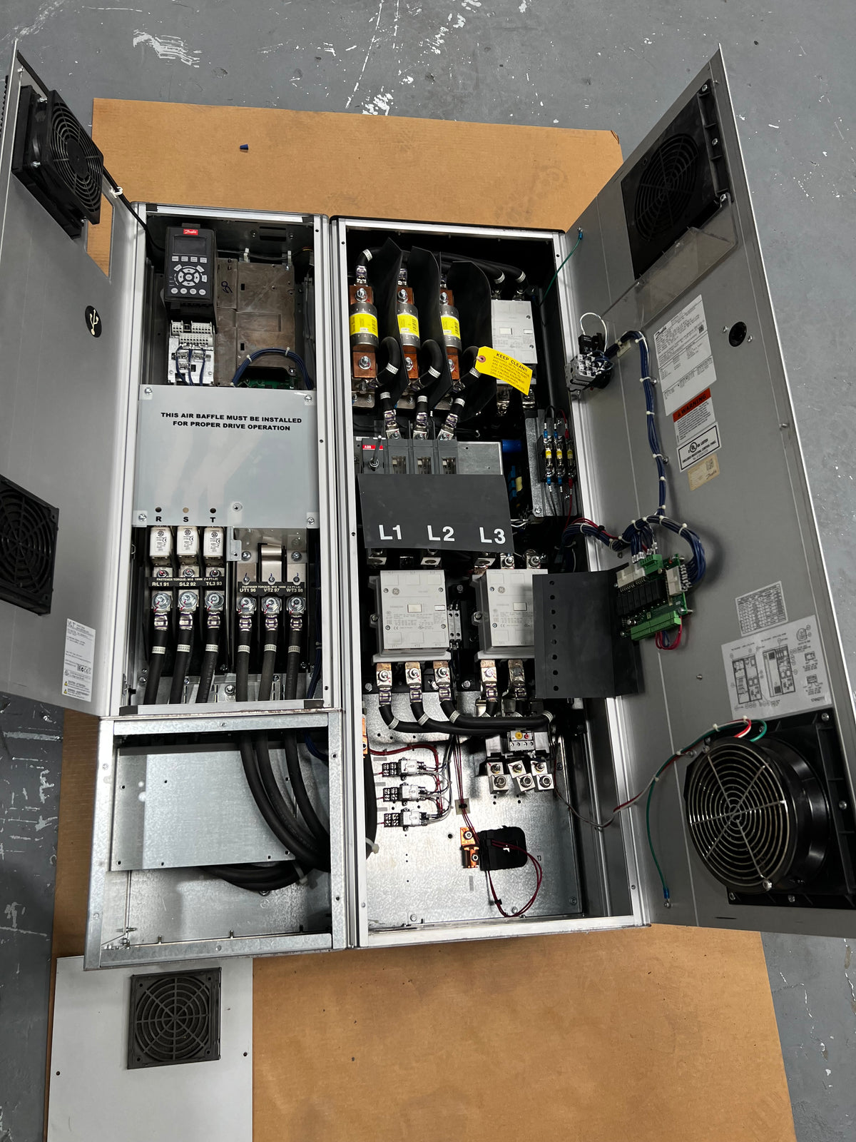 user_2794168dページ Danfoss VLT HVAC Drive FC-102N110T4E21H2XGC7XXSXXXXAJBXCXXXXDX, P/N: 1