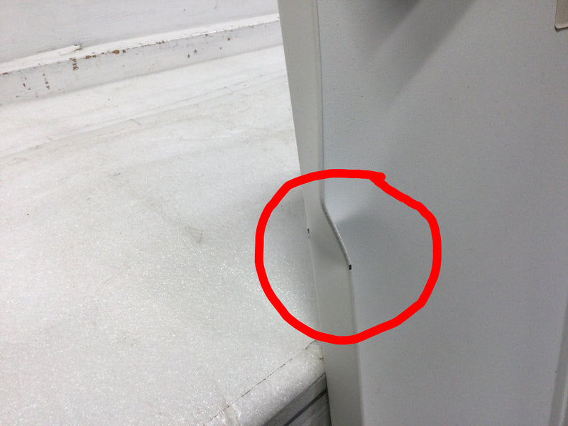 Columbia Lighting LCAT2440MLGEDU 14 Amp 277V LED Lighting Fixture -Cosmetic Flaw