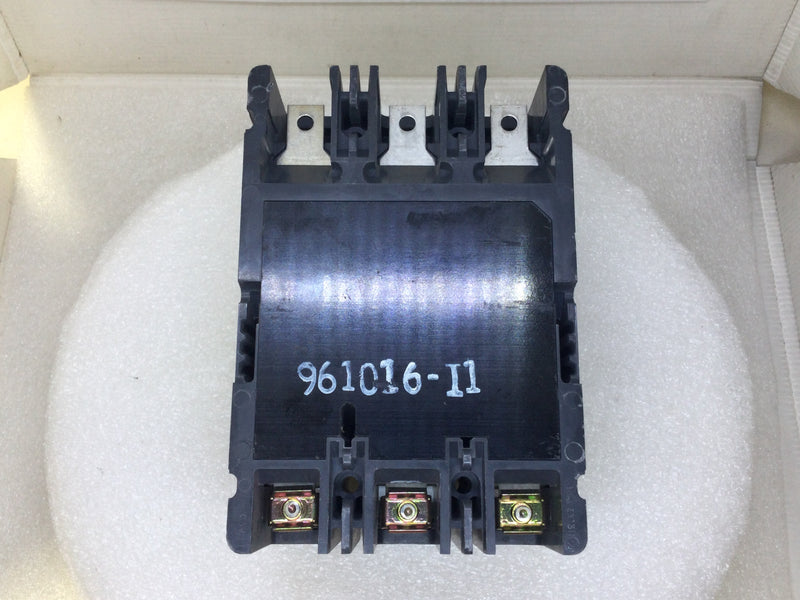 Challenger CE3020 20 Amp 3 Pole 600V Circuit Breaker