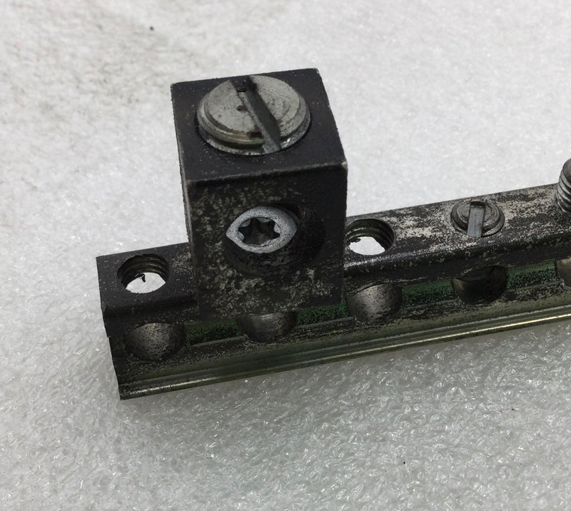 ITE 39-Position Grounding Bar w/notched Cross Bar