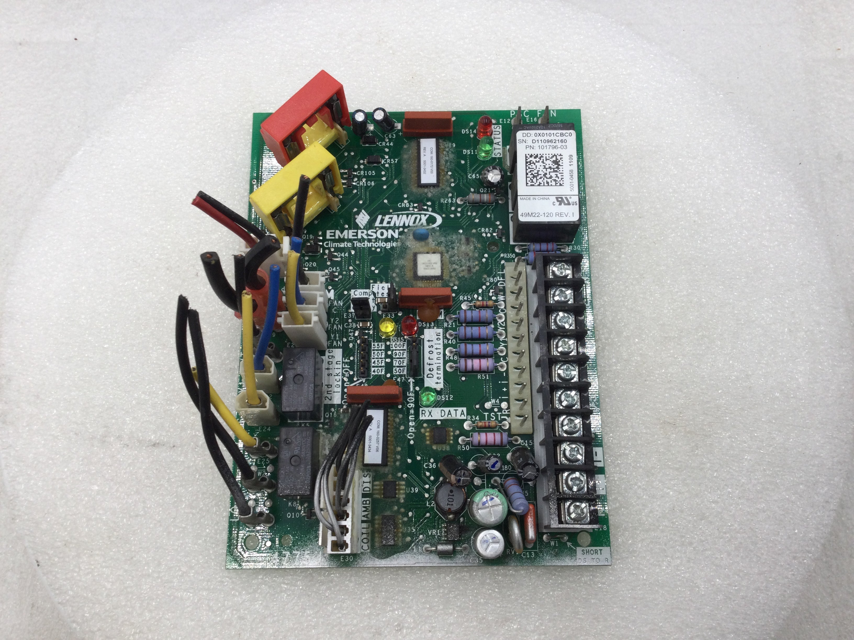 Lennox 101799-03 Furnace Control Circuit Board