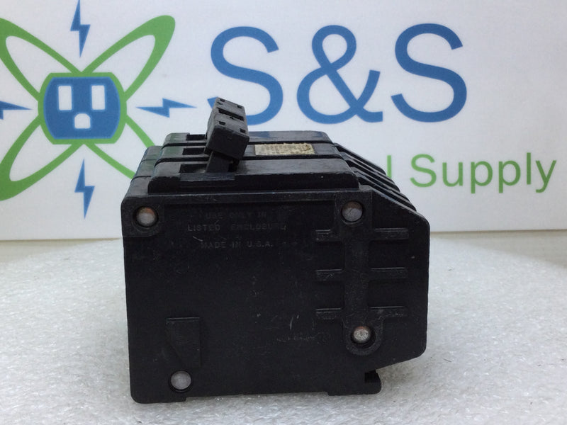 Murray/Crouse Hinds MP330 30 Amp 3 Pole 240V Plug-In Style MP-A Circuit Breaker